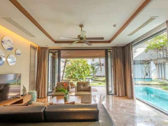 Фото Koi Resort & Residence Da Nang