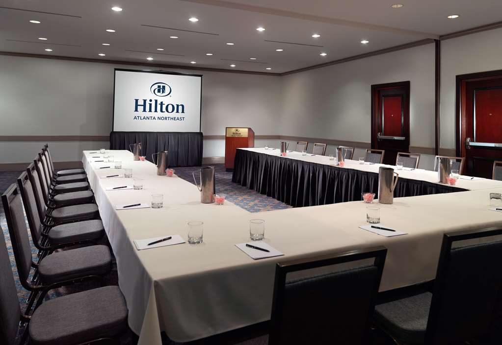 Фото Hilton Atlanta Northeast