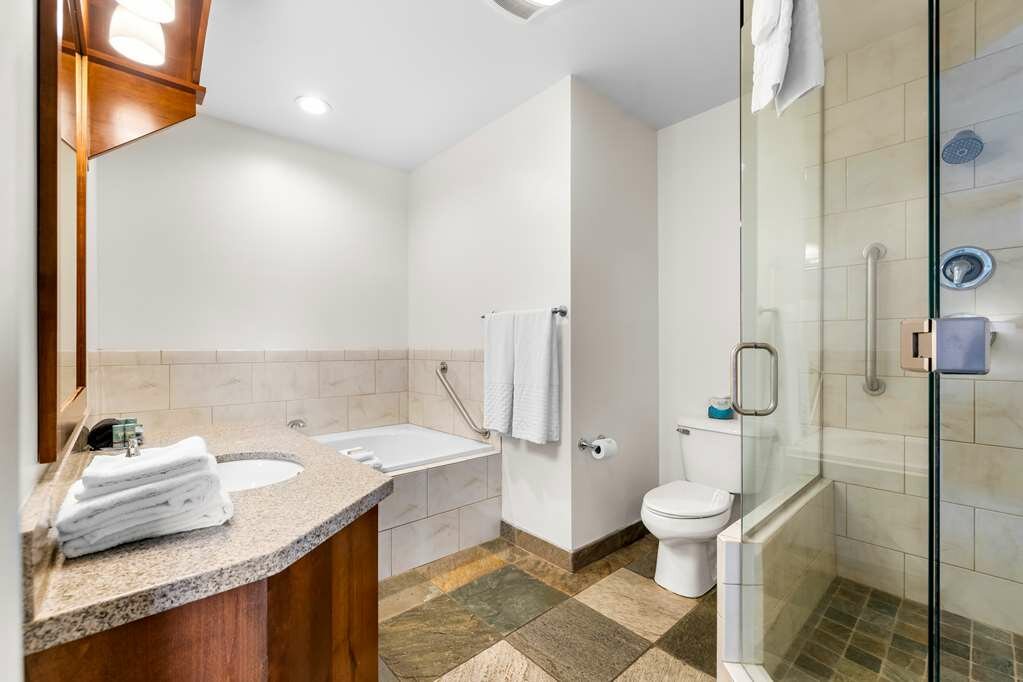 Фото Best Western Driftwood Inn