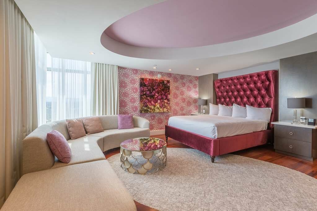 Фото DoubleTree by Hilton Asheville Downtown