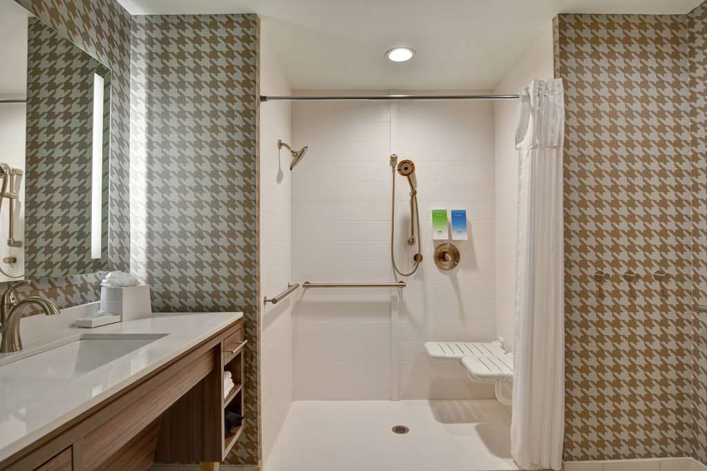 Фото Home2 Suites by Hilton Charlotte Piper Glen