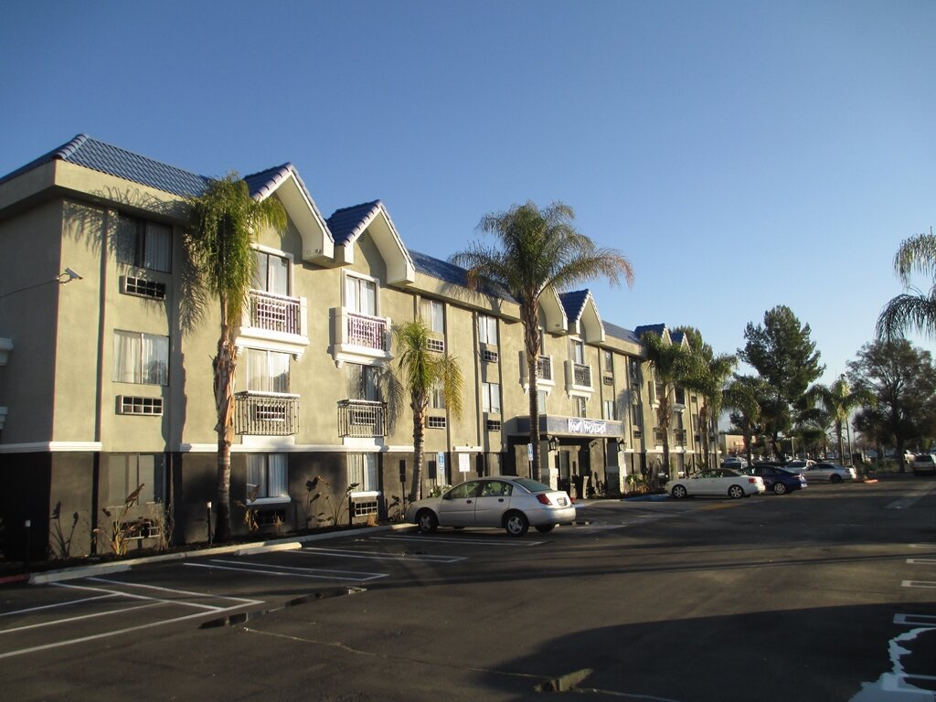 Фото Best Western Plus Diamond Valley Inn