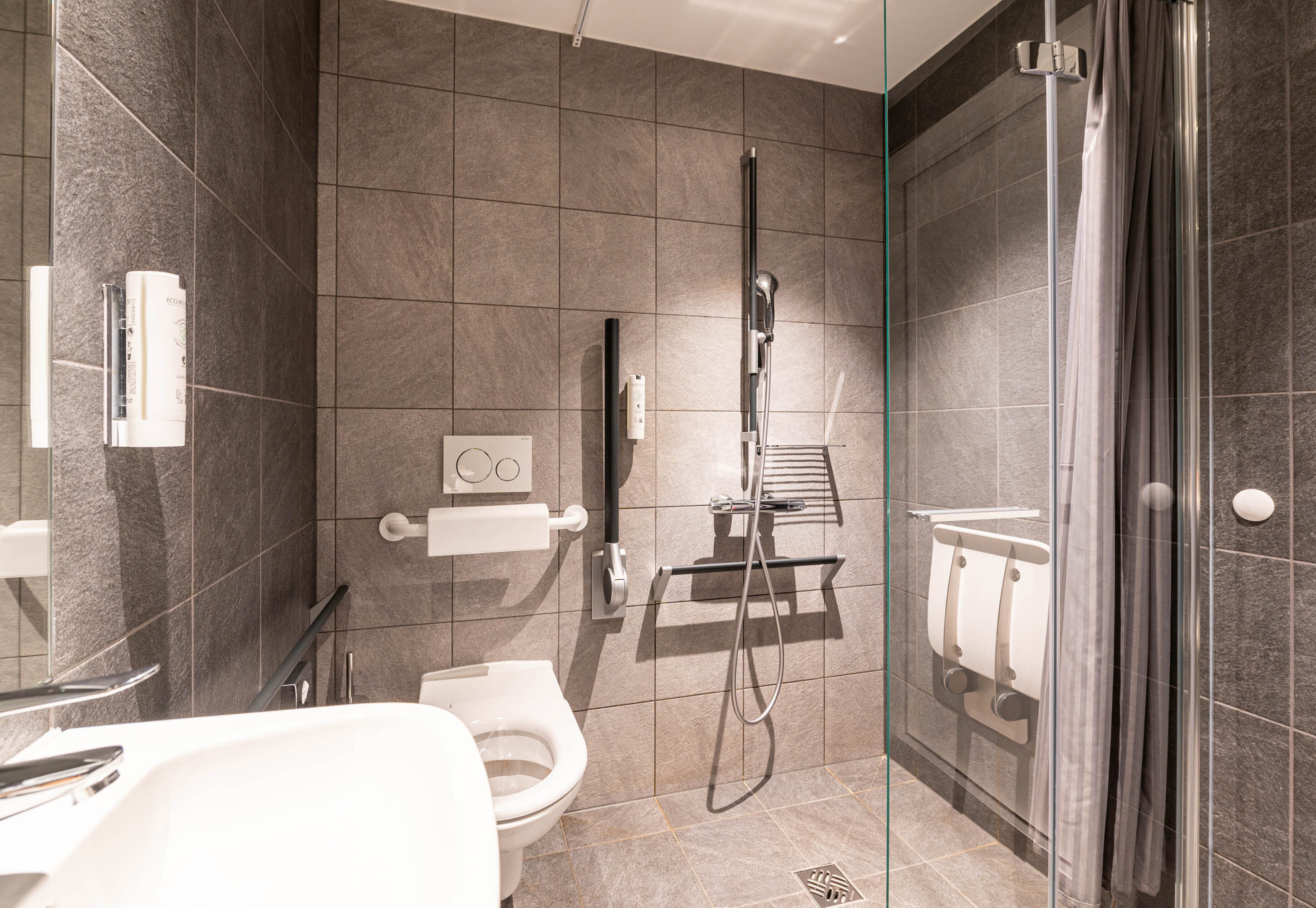 Фото B&b Hotel Geneva Airport