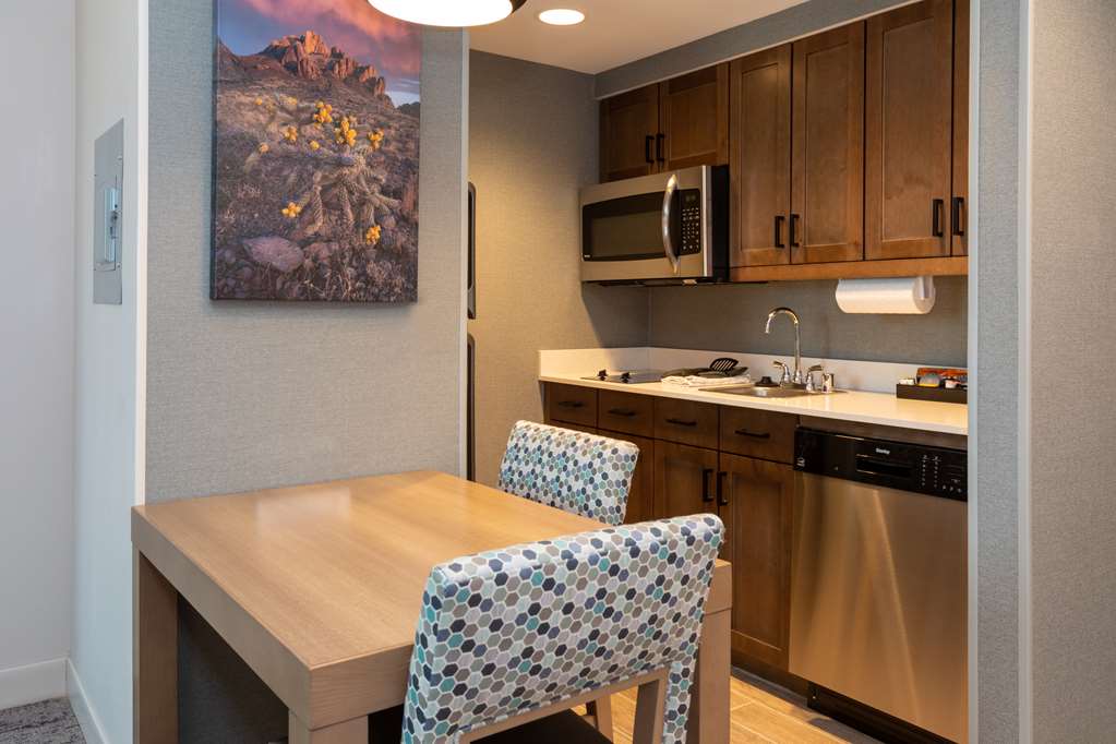 Фото Homewood Suites by Hilton Albuquerque Downtown
