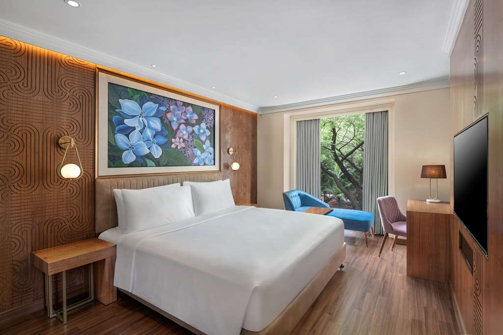 Фото Radisson Blu Hotel & Suites GRT Chennai