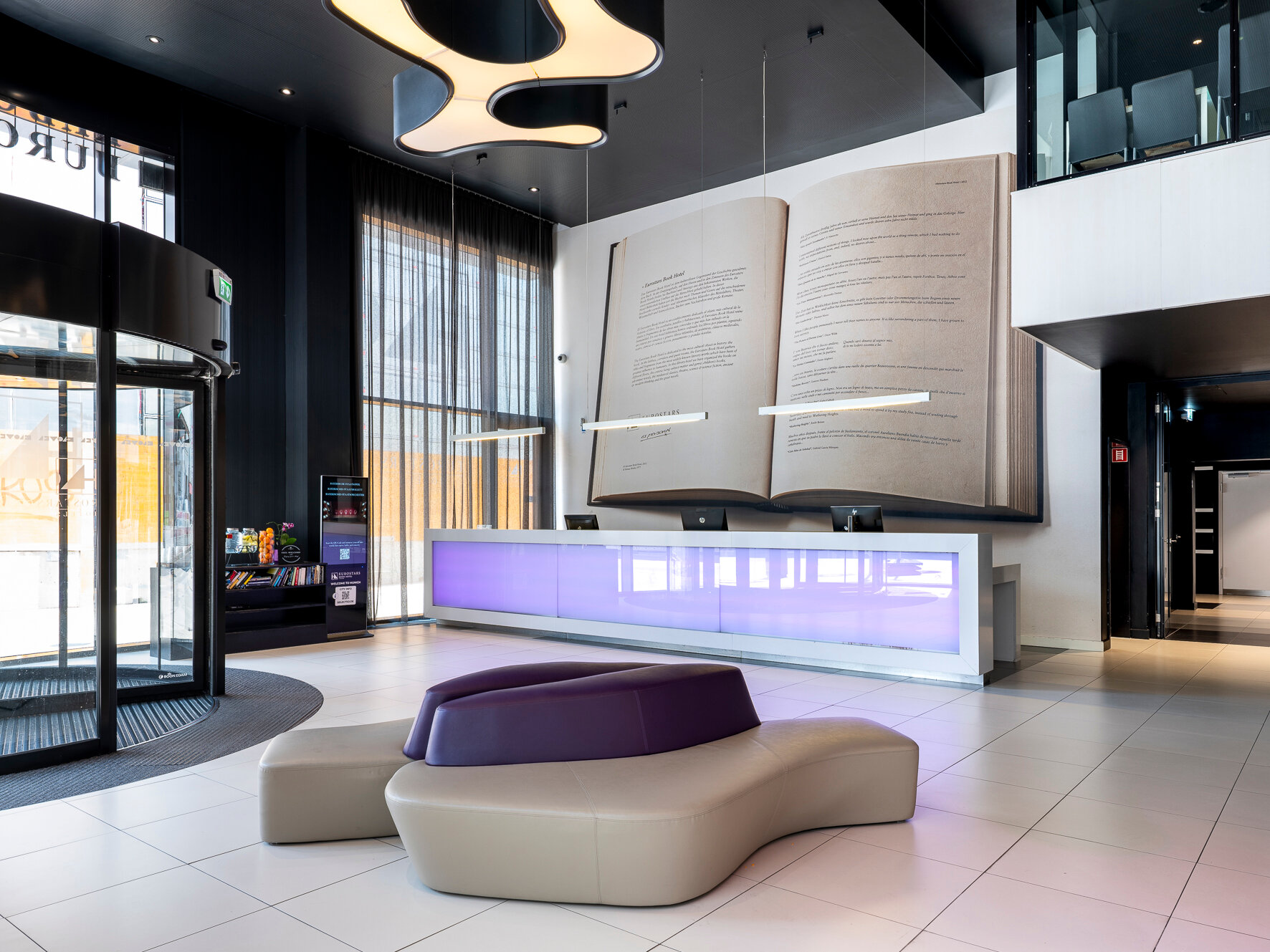 Фото Eurostars Book Hotel