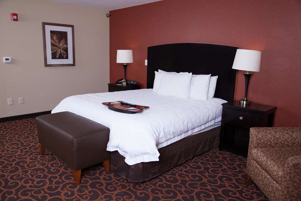 Фото Hampton Inn And Suites Dickinson, Nd