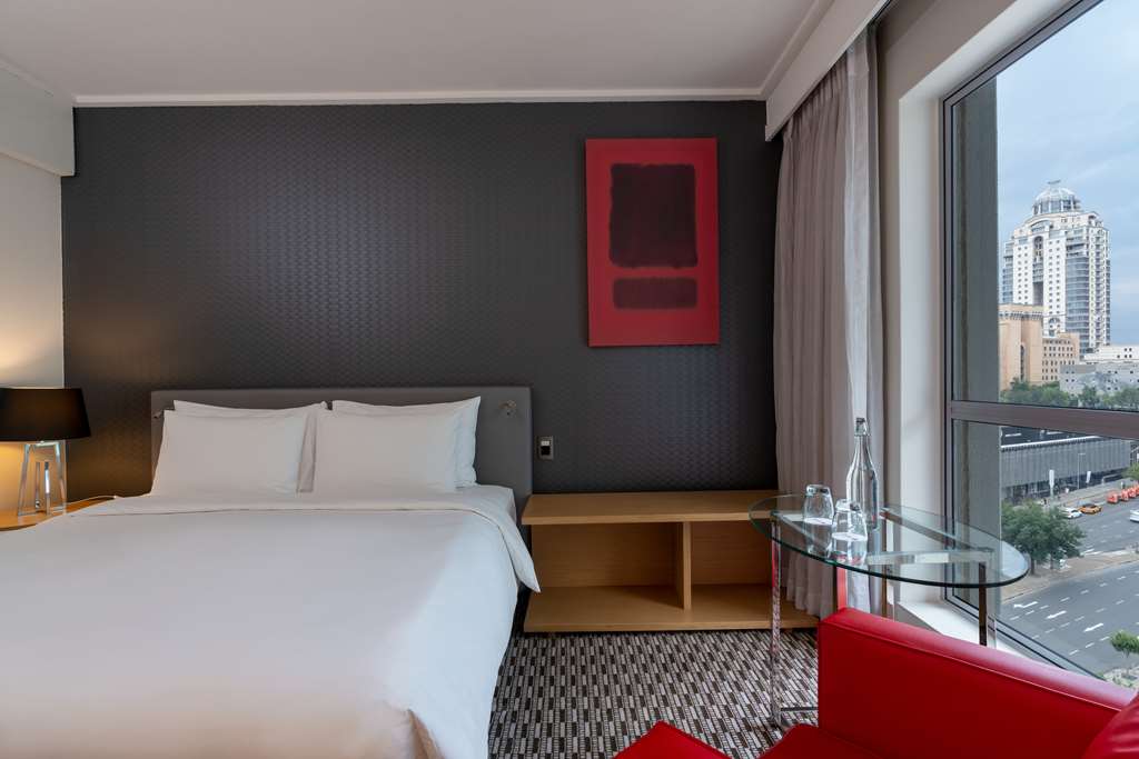 Фото Radisson Blu Gautrain Hotel, Sandton Johannesburg