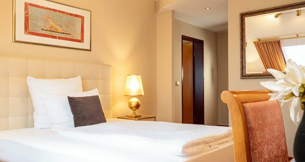 Фото Best Western Victor's Residenz-Hotel Rodenhof