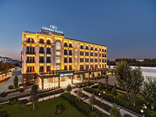 Гостиница Crowne Plaza в Ташкенте