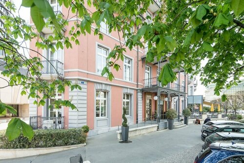Гостиница Hotel Schweizerhof Basel в Базеле