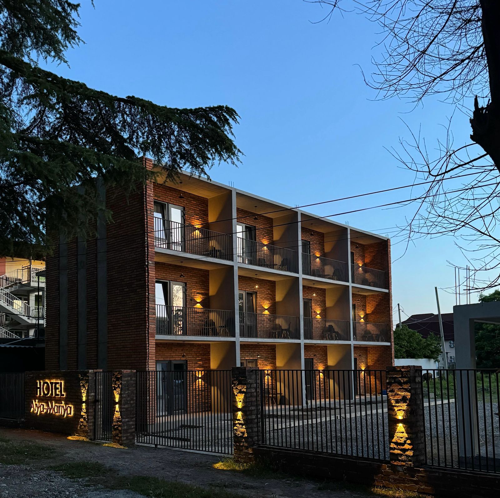 Фото отеля 1