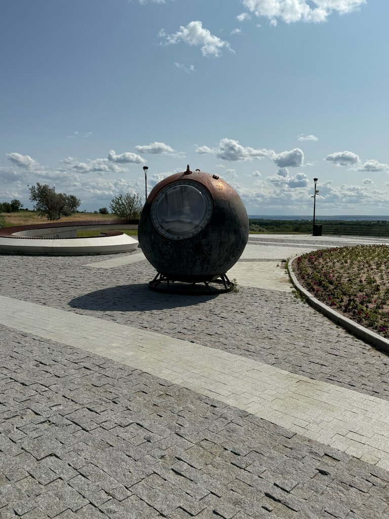 Landmark, attraction Landing site of Yury Gagarin`s spacecraft lander, Saratov Oblast, photo