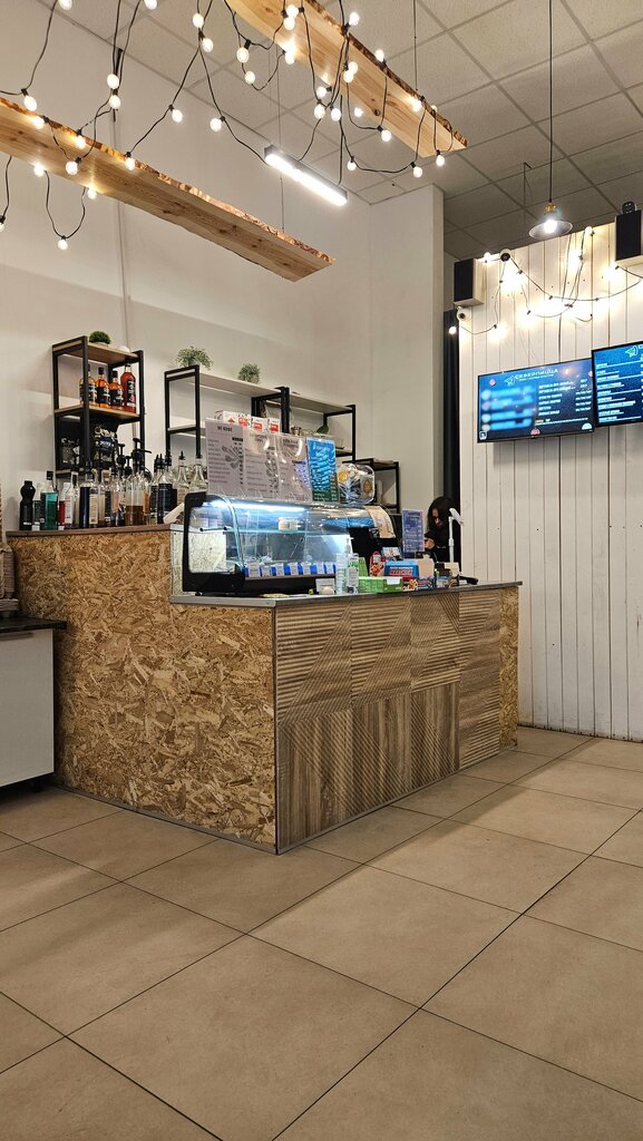 Coffee shop Kofemolka, Kandalaksha, photo