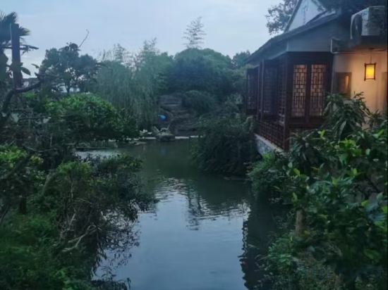 Фото Floral Hotel·Wuxi Yangshan taoyuan Hotel