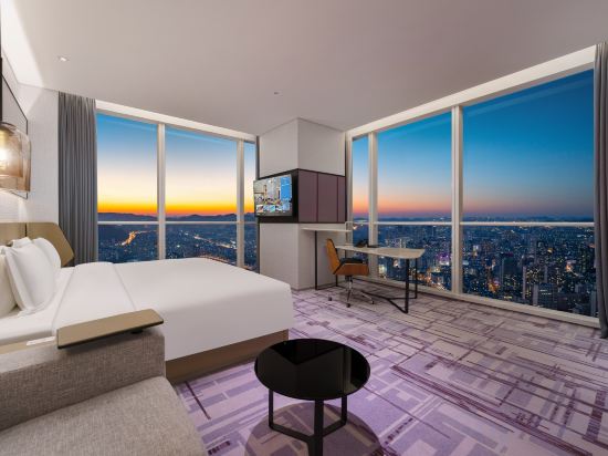 Фото Crowne Plaza Dalian Xinghai