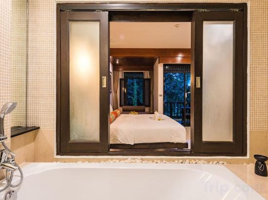 Фото La Flora Khao Lak