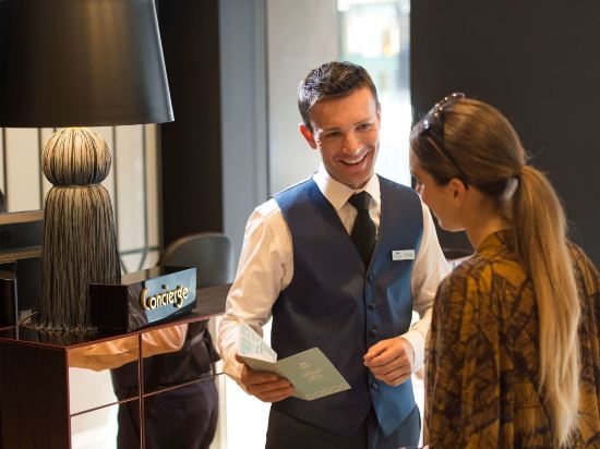 Фото Mayfair Hotel