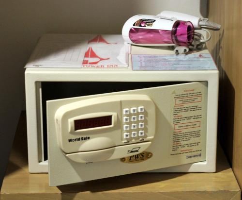 Фото Grand Tower Inn Rama VI Hotel