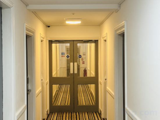 Фото Trivelles Mayfair