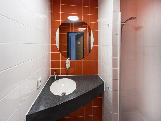 Фото B&b Hotel Leipzig-City