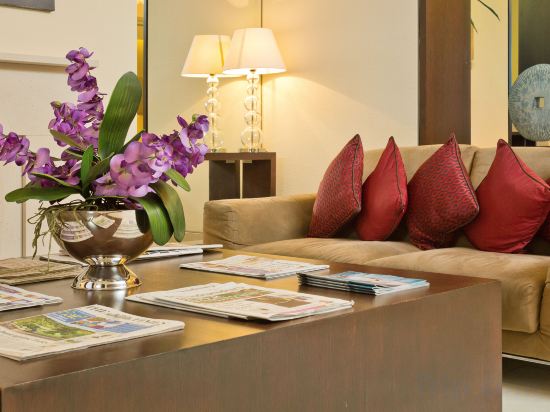 Фото Park City Grand Plaza Kensington