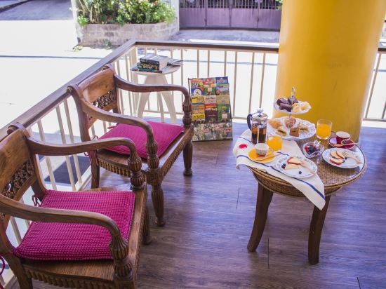 Фото People Place Boutique In Town Hotel