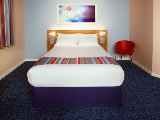 Фото Travelodge York Tadcaster