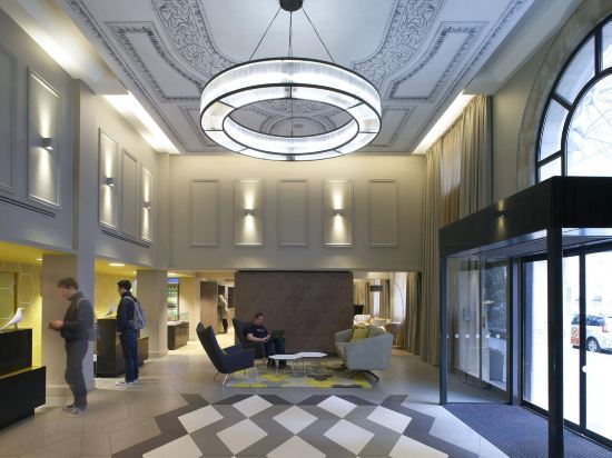 Фото Citadines Trafalgar Square London