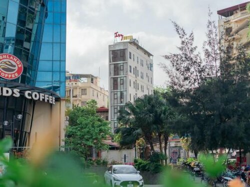 Гостиница Ivy Hotel - Ha Long в Провинции Куангнинь