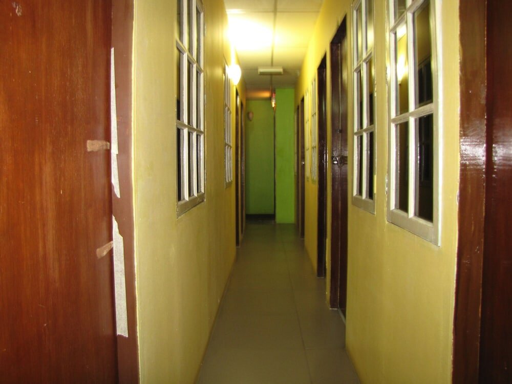 Фото Oasis Guest House