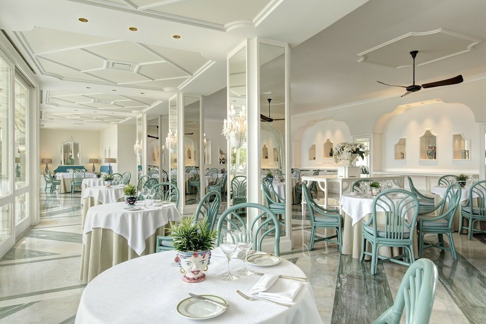 Фото Grand Hotel Capodimonte