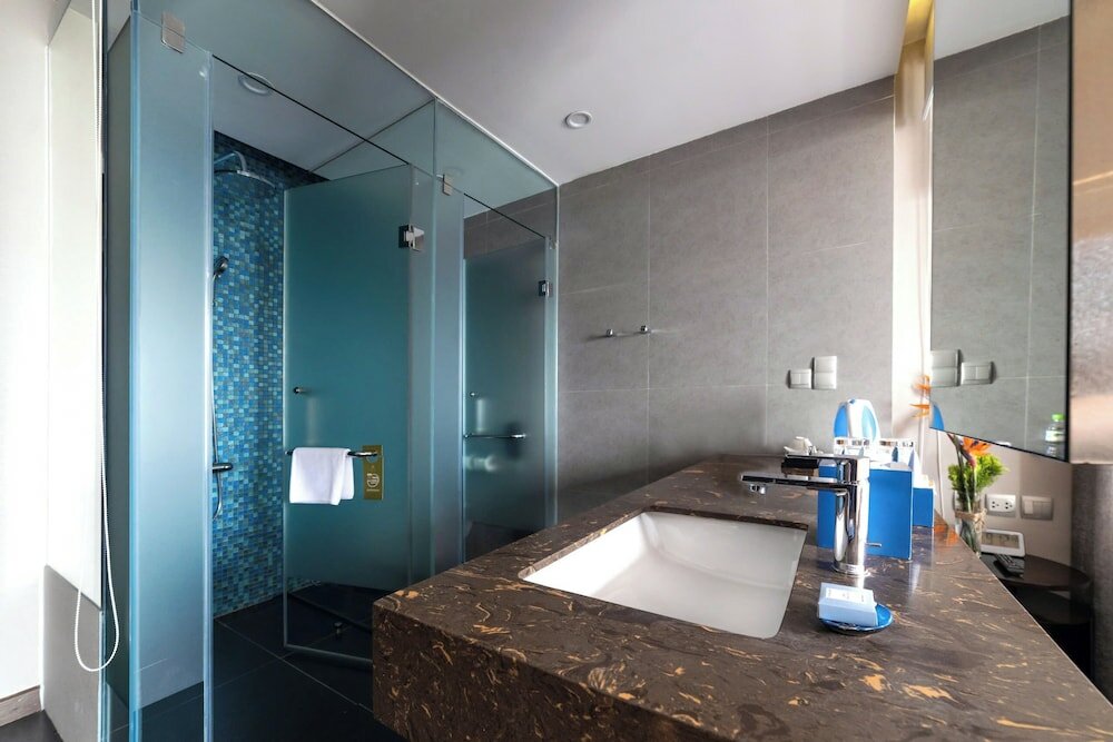 Фото Novotel Suites Hanoi