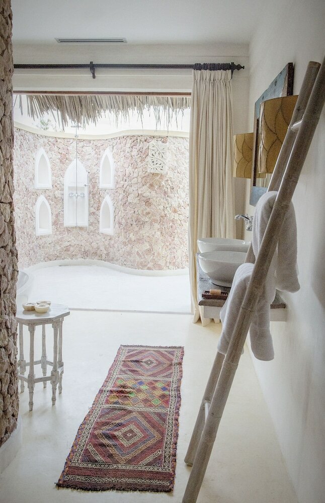 Фото Qambani Luxury Resort