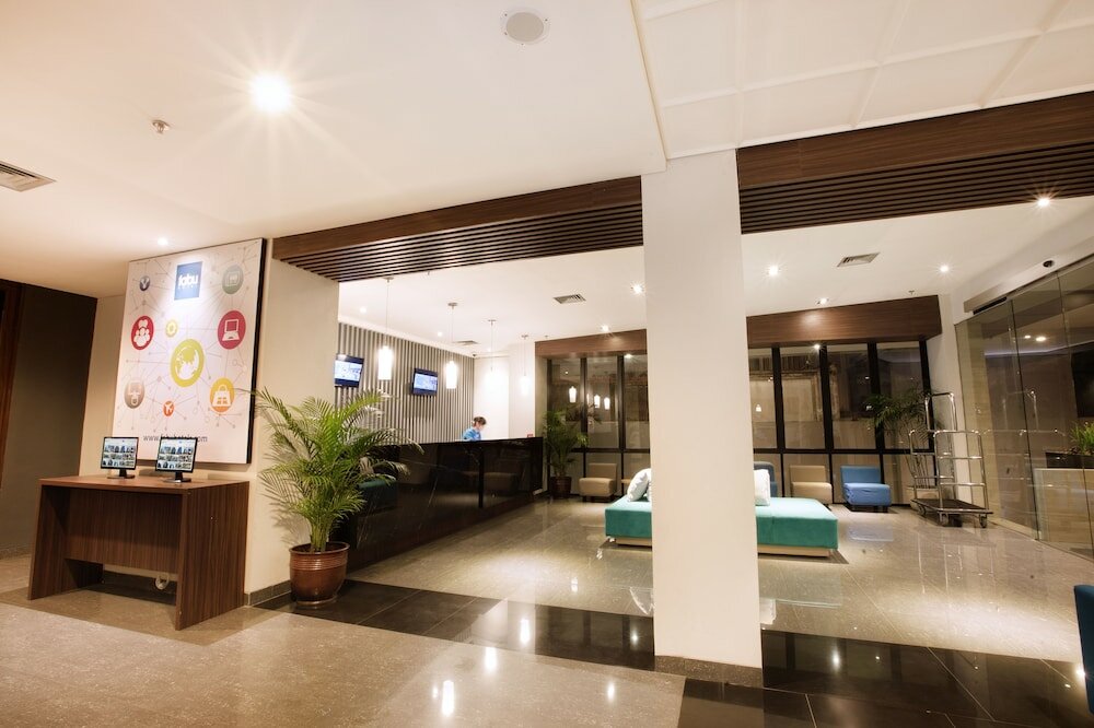 Фото Fabu Hotel Bandung