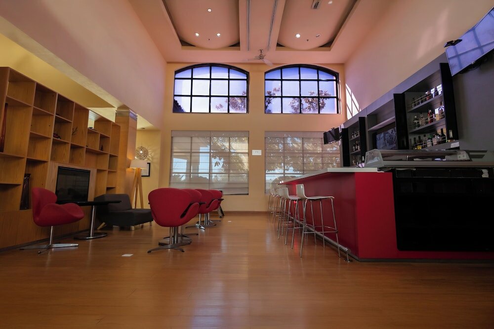 Фото Fiesta Inn Nogales