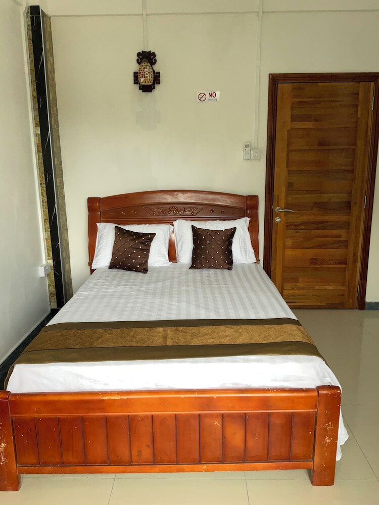 Фото Mahe Holiday Resort