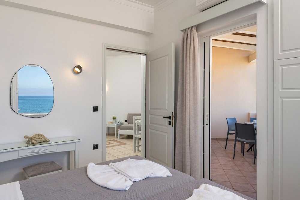 Фото Caretta Beach