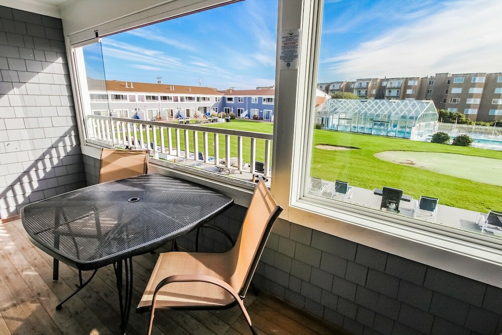 Фото Edgewater Beach Resort, a Vri resort