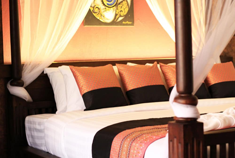 Фото Dee Andaman Hotel