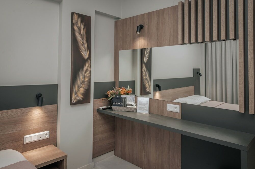 Фото Elizabeth Queen Luxuxy Rooms