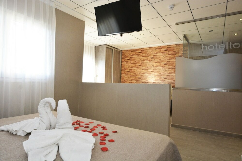 Фото Hotel Torrejoven