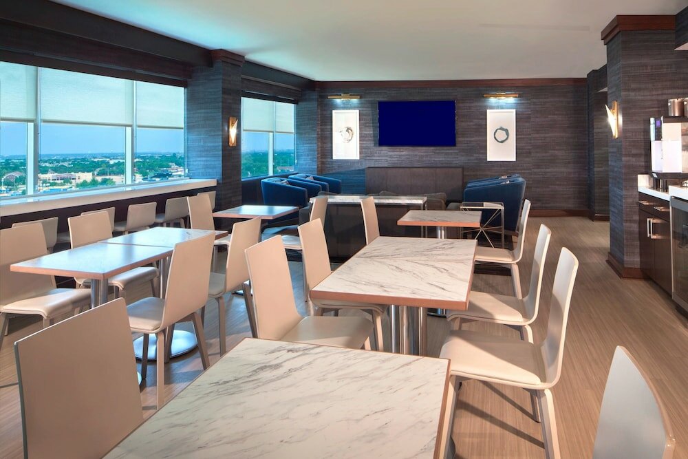 Фото Sheraton Arlington Hotel