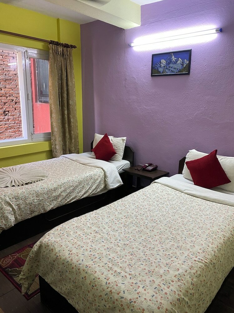 Фото Bag Packer's Lodge