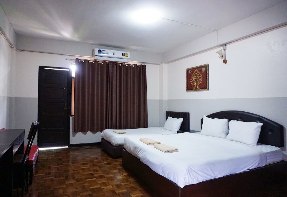 Фото Puangpech Hotel