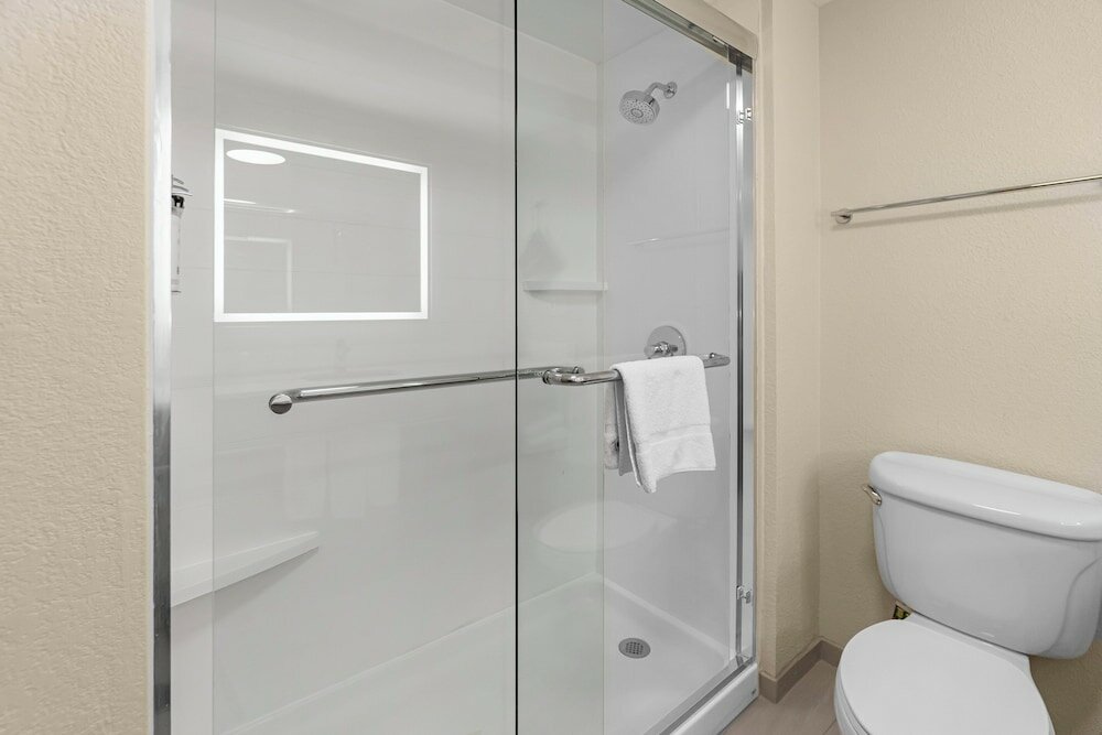 Фото Holiday Inn Express Salt Lake City South - Midvale, an Ihg Hotel