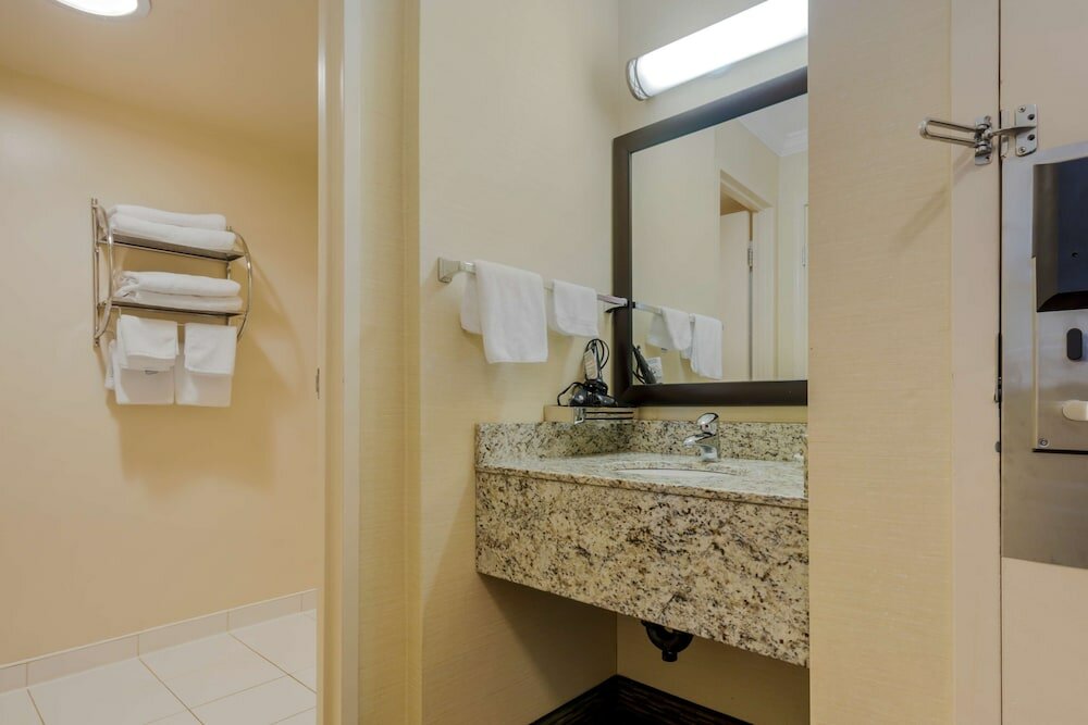 Фото Best Western Plus Dryden Hotel & Conference Centre