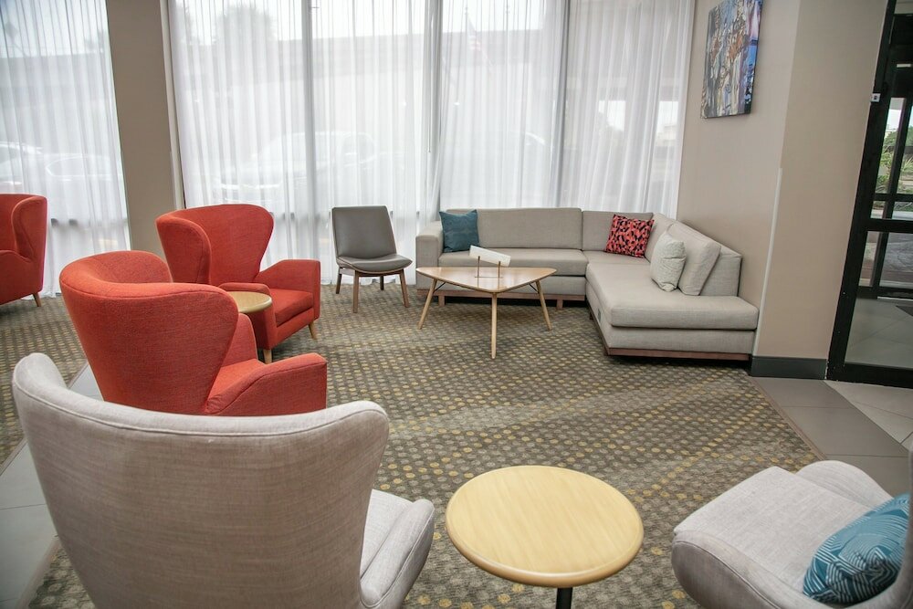 Фото Holiday Inn New Orleans West Bank Tower, an Ihg Hotel