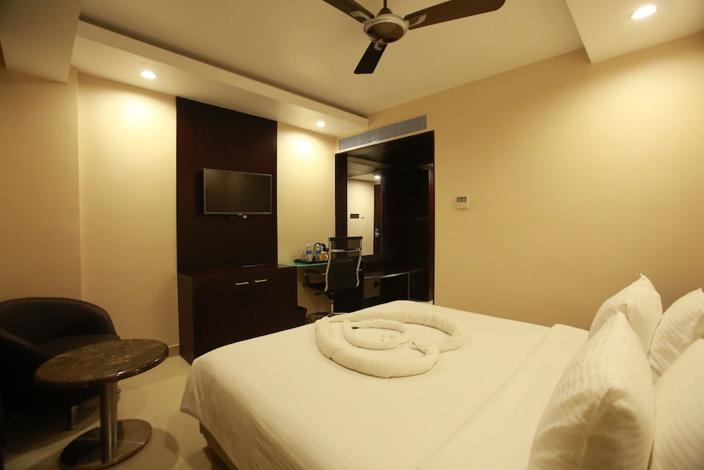 Фото Hotel Himalayaa