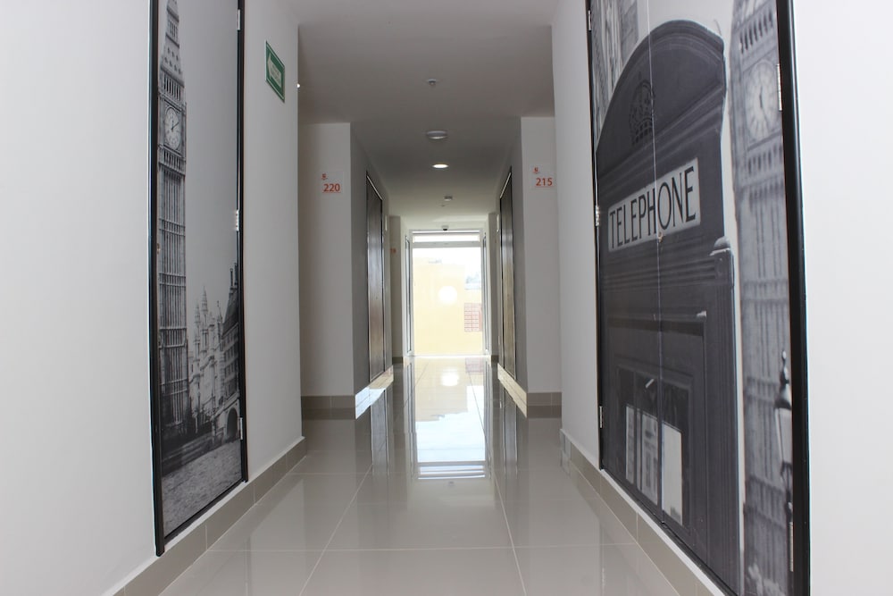 Фото Urbainn Hotel